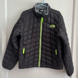 The North Face Kids XS / 6 Black Jacket with Lime Trim
